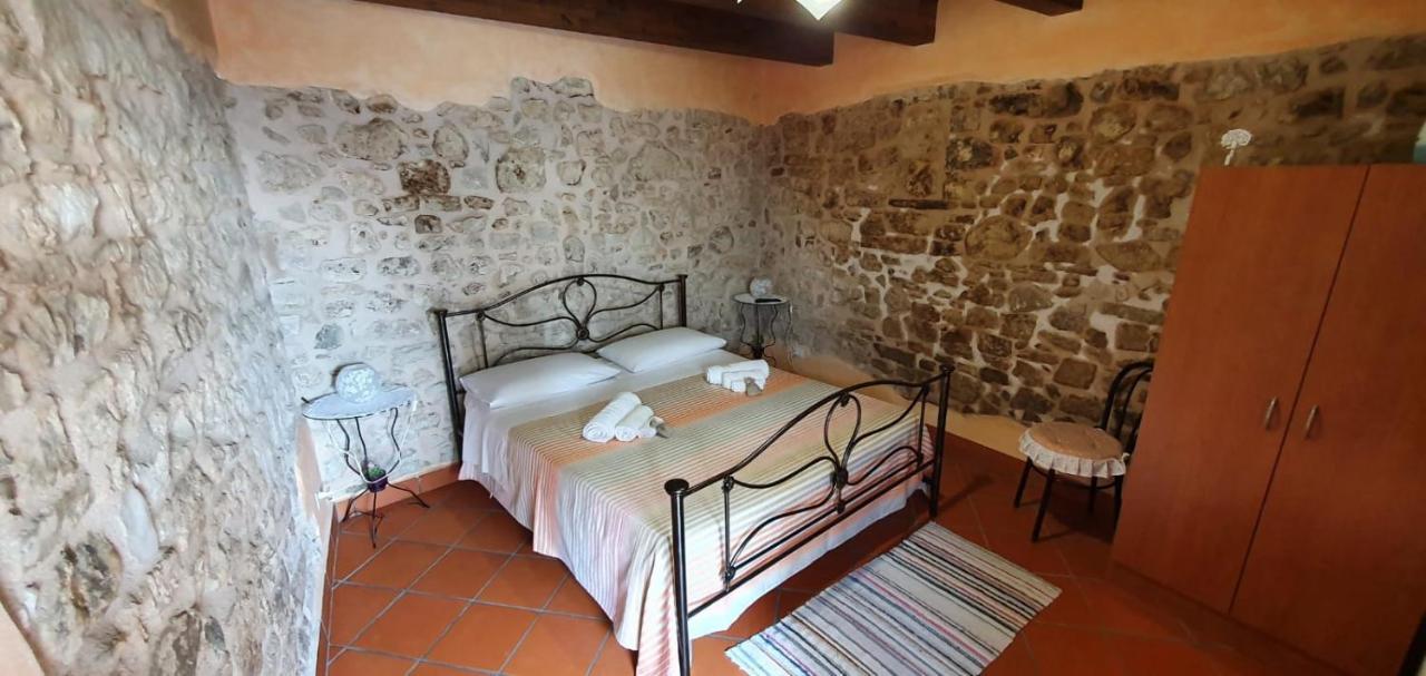 L'Orologio Casa Vacanze Molinara Buitenkant foto